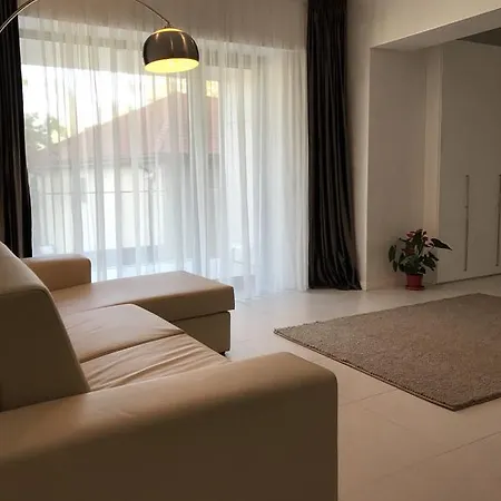 Apartament Iulia Tudor's *
